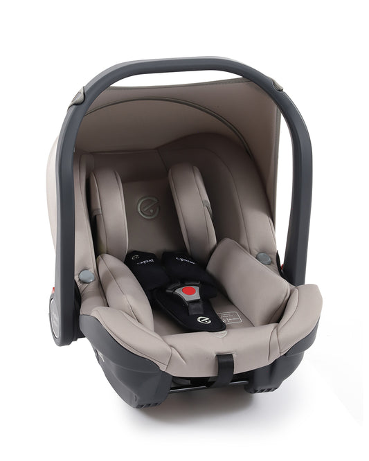 Oyster Capsule (i-Size) Infant Car Seat & ISOFIX base